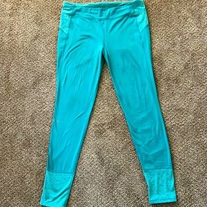 Under Armour full length leggings, size large.